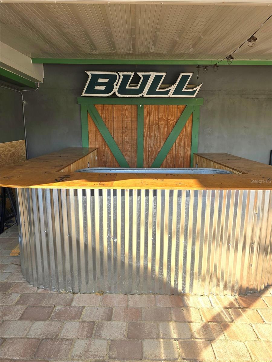 TAYLOR CRK ISLE SEC 05 - Commercial Sale