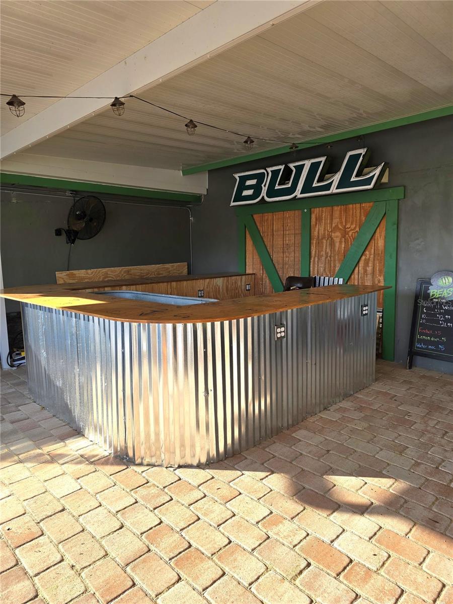 TAYLOR CRK ISLE SEC 05 - Commercial Sale