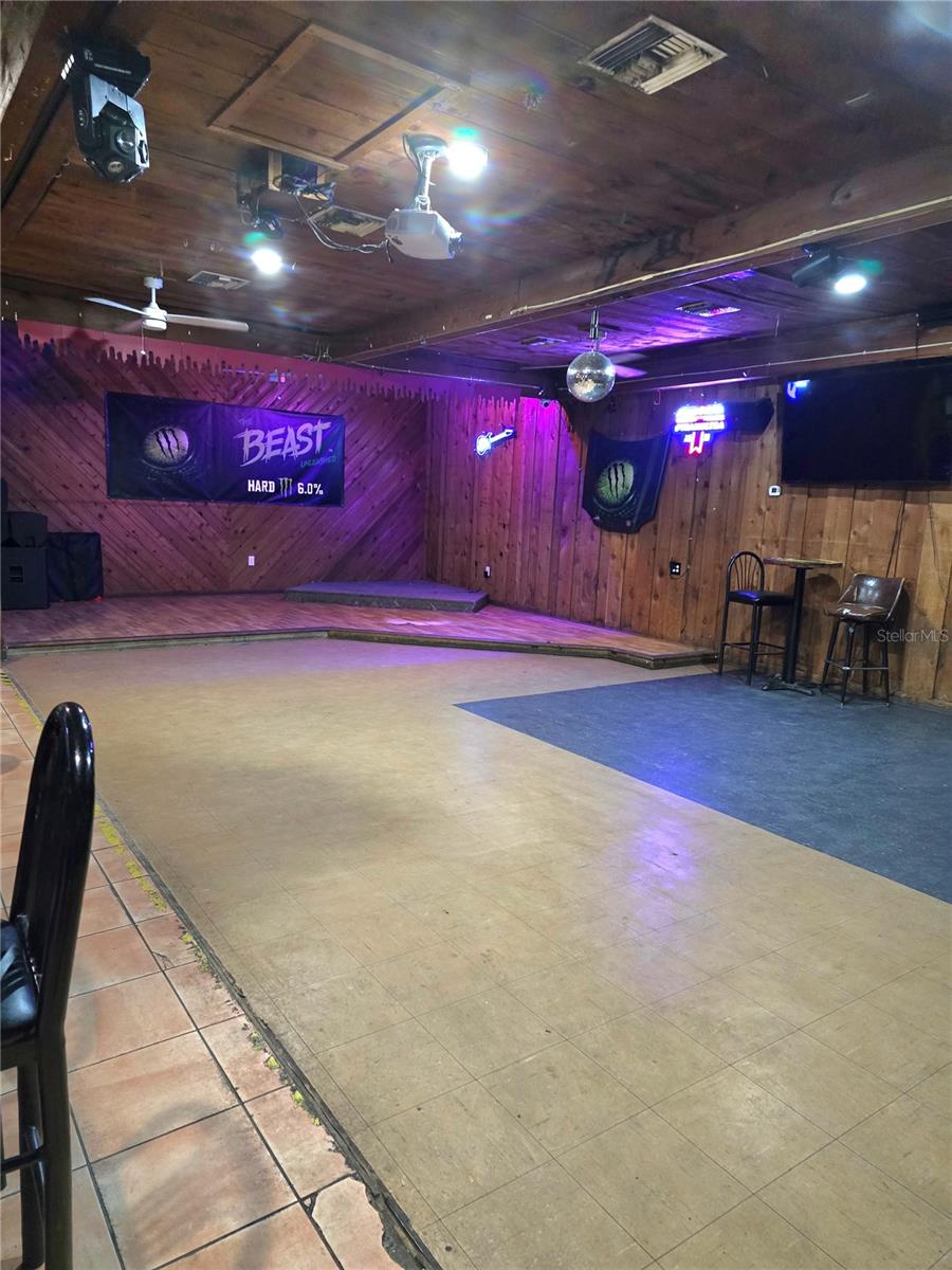 TAYLOR CRK ISLE SEC 05 - Commercial Sale