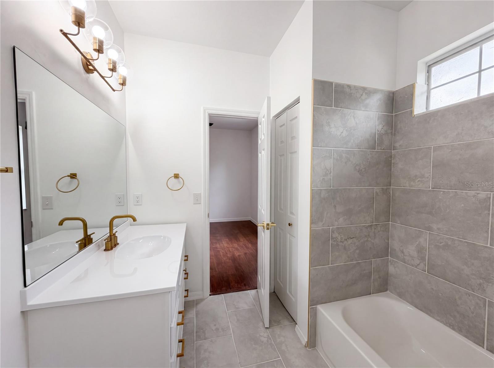 HAILE PLANTATION UNIT 35 PH 4 - Residential