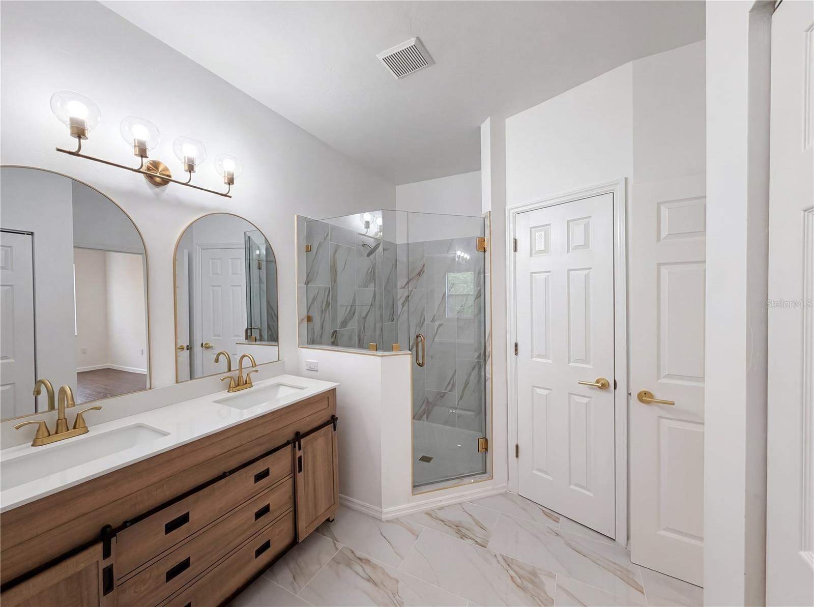 HAILE PLANTATION UNIT 35 PH 4 - Residential