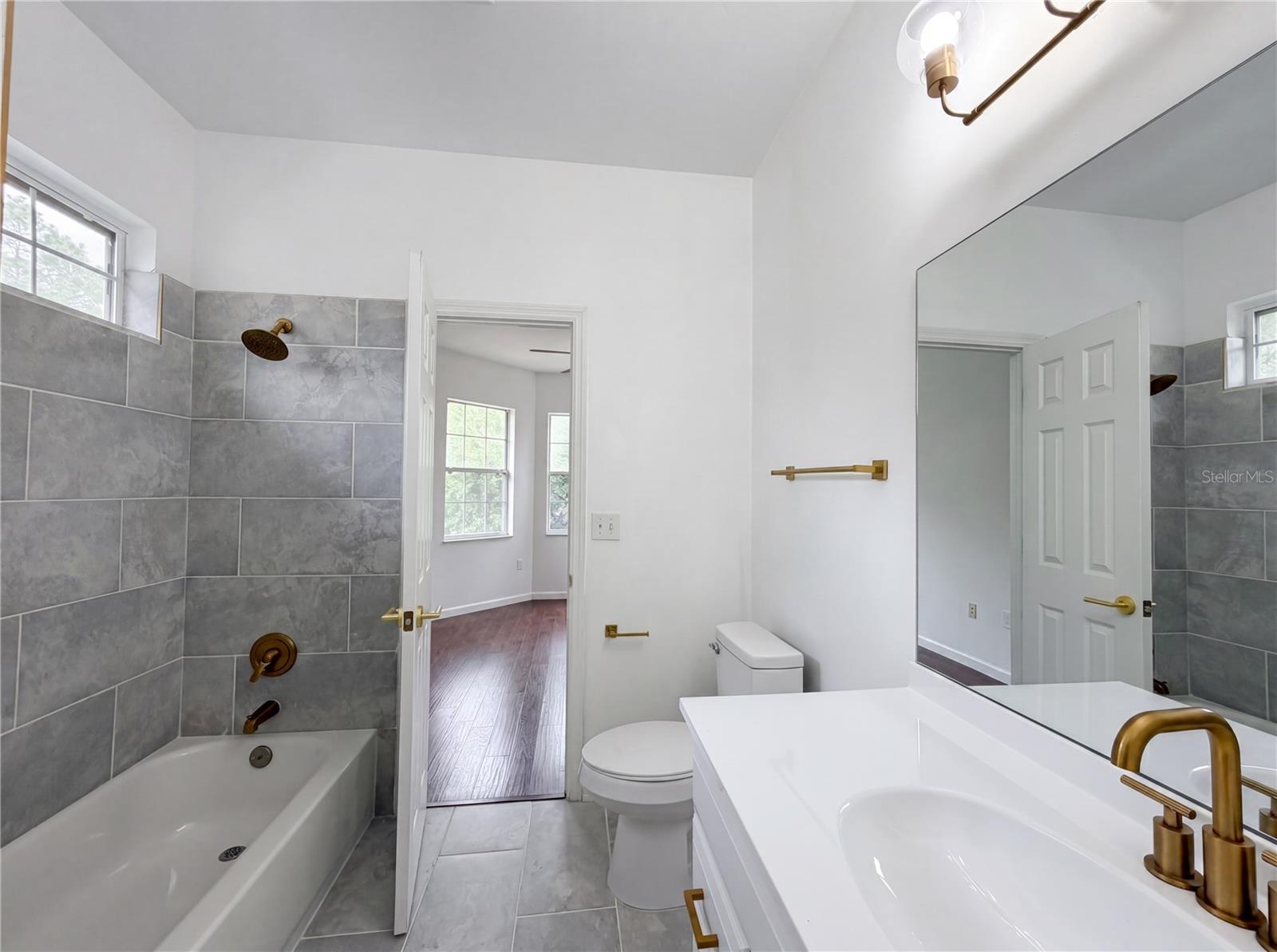 HAILE PLANTATION UNIT 35 PH 4 - Residential