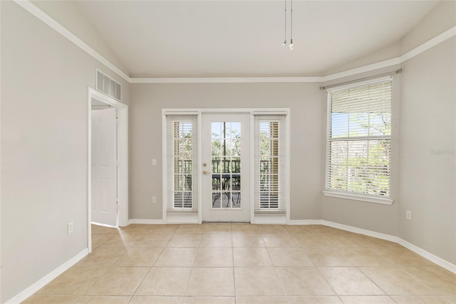 CHARLESTON PLACE - Residential