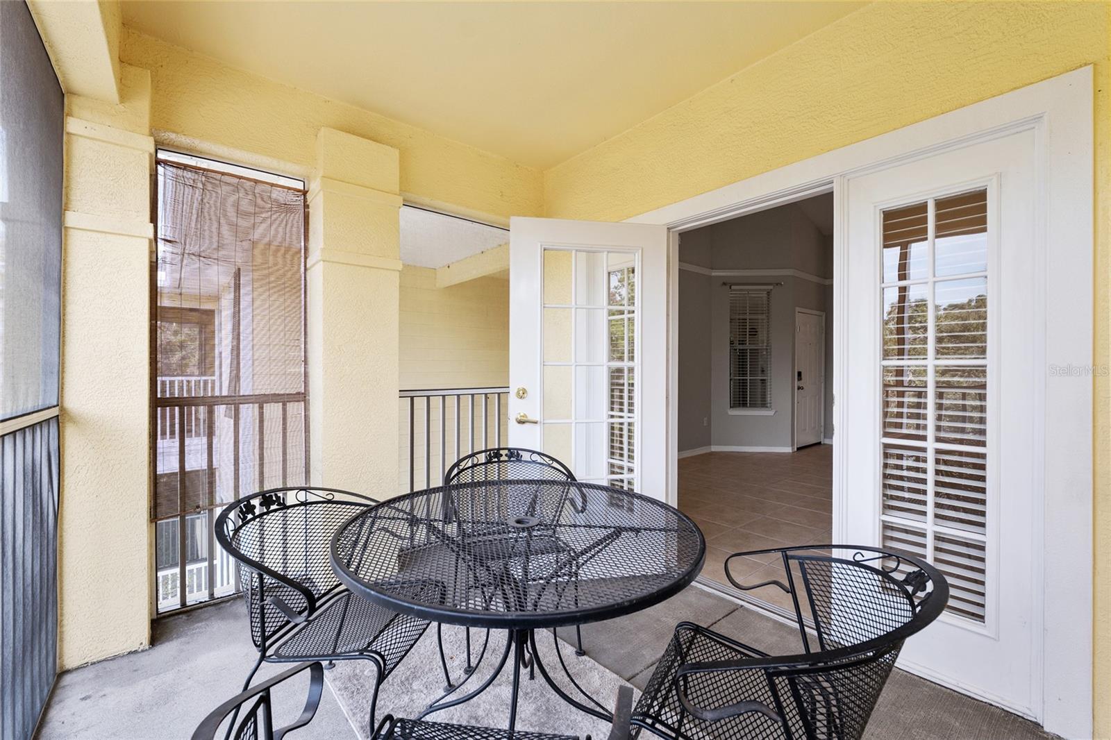 CHARLESTON PLACE - Residential