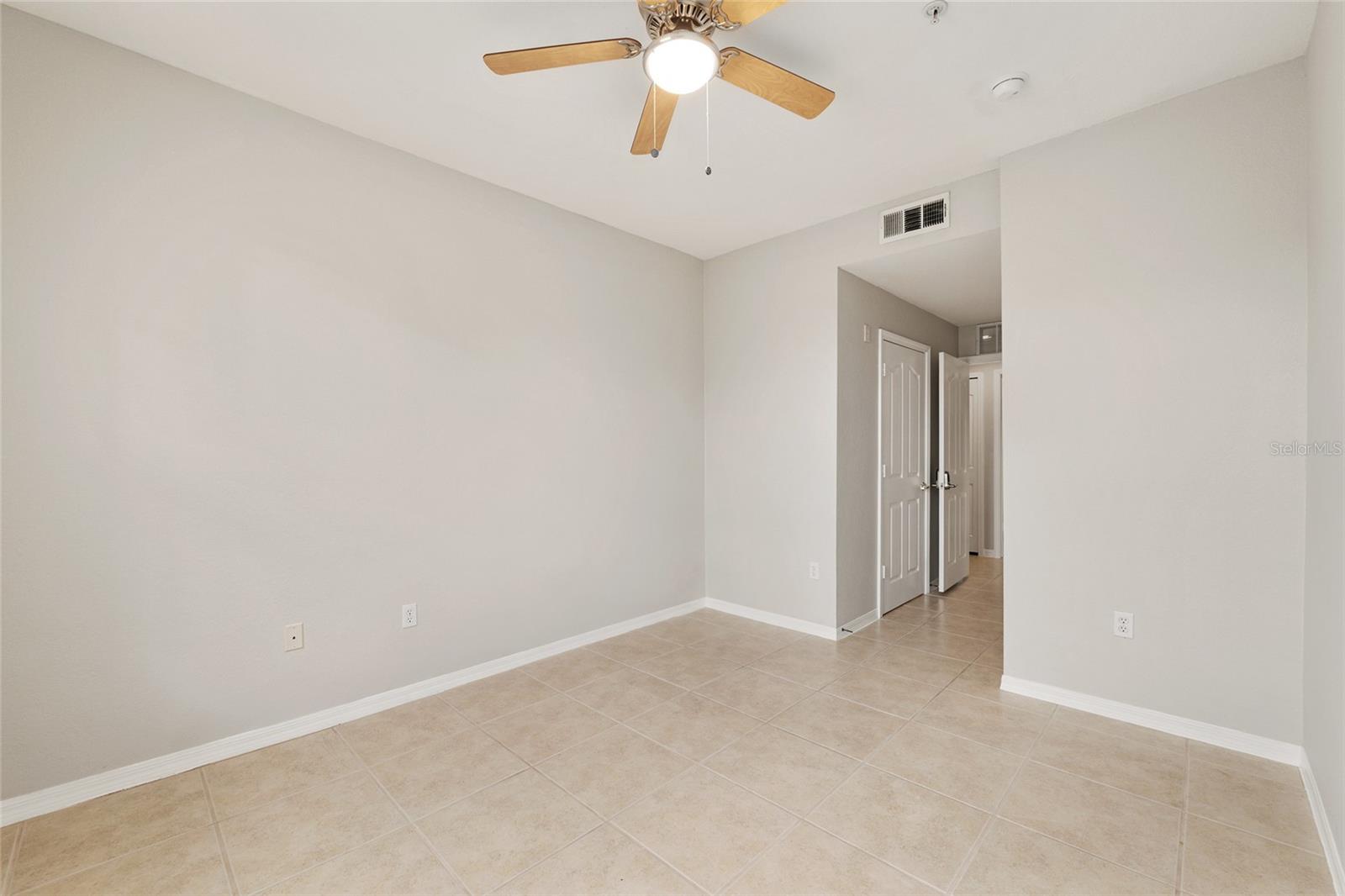 CHARLESTON PLACE - Residential