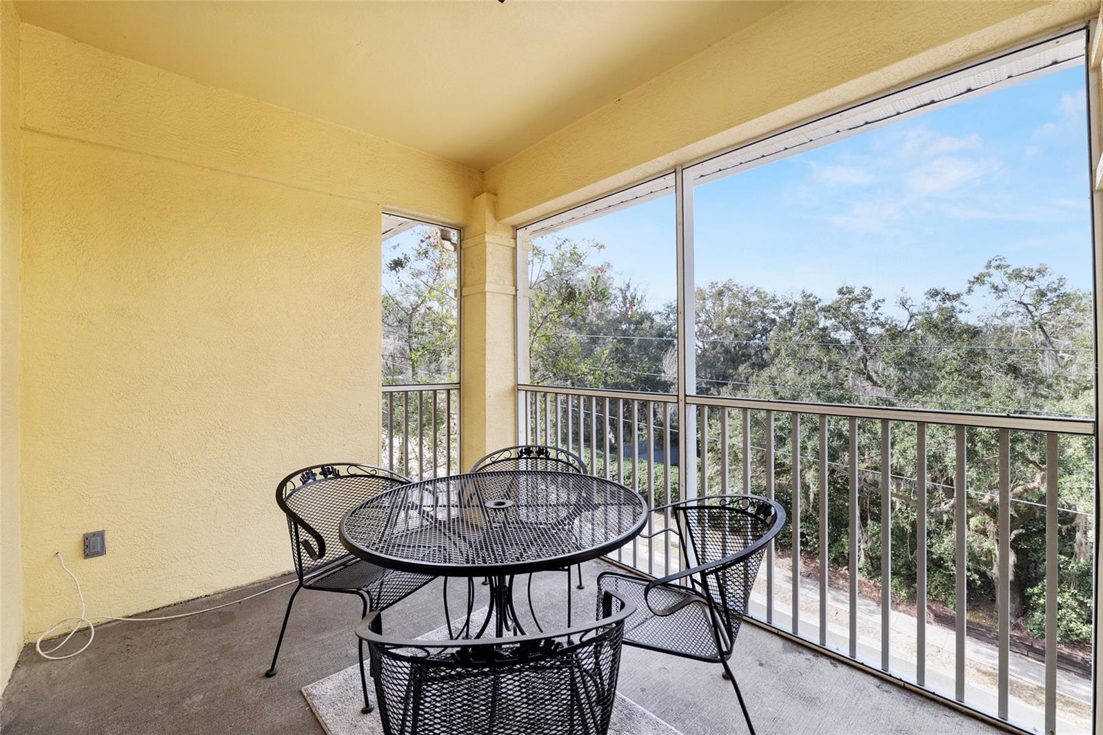 CHARLESTON PLACE - Residential