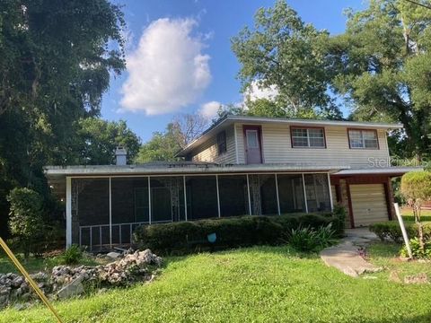 Photo of 13814 NW 158th Avenue, Alachua, FL 32615 (MLS # GC537895)
