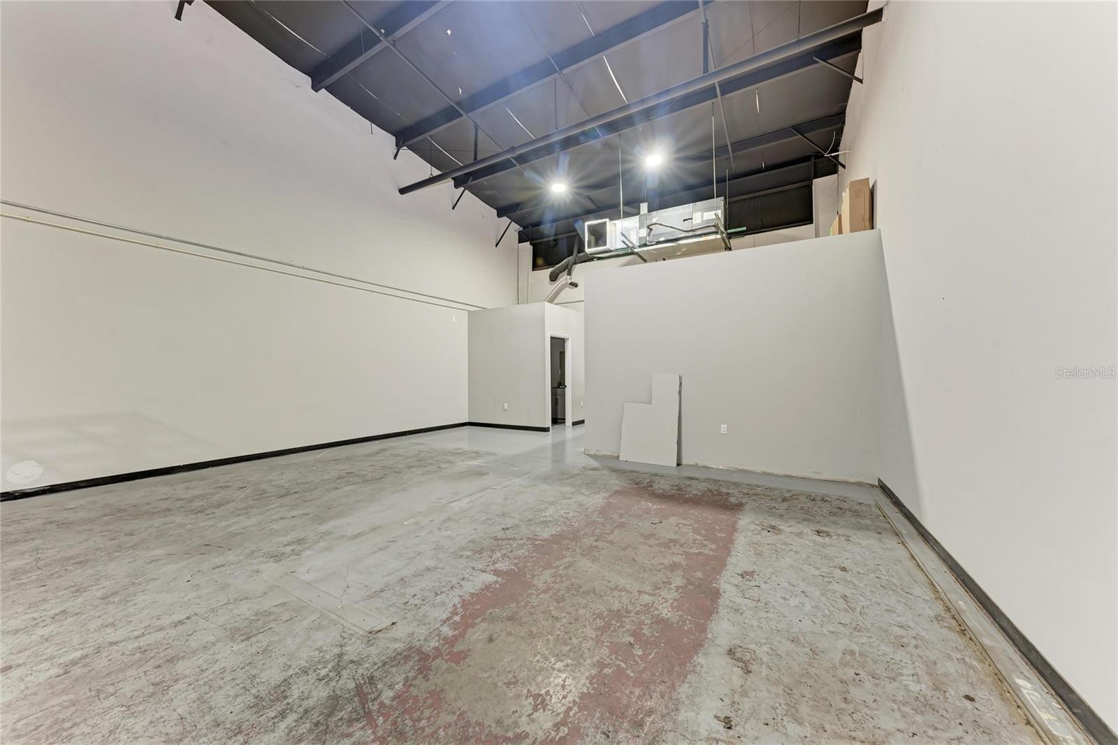 301 COMMERCE CENTER - Commercial Sale