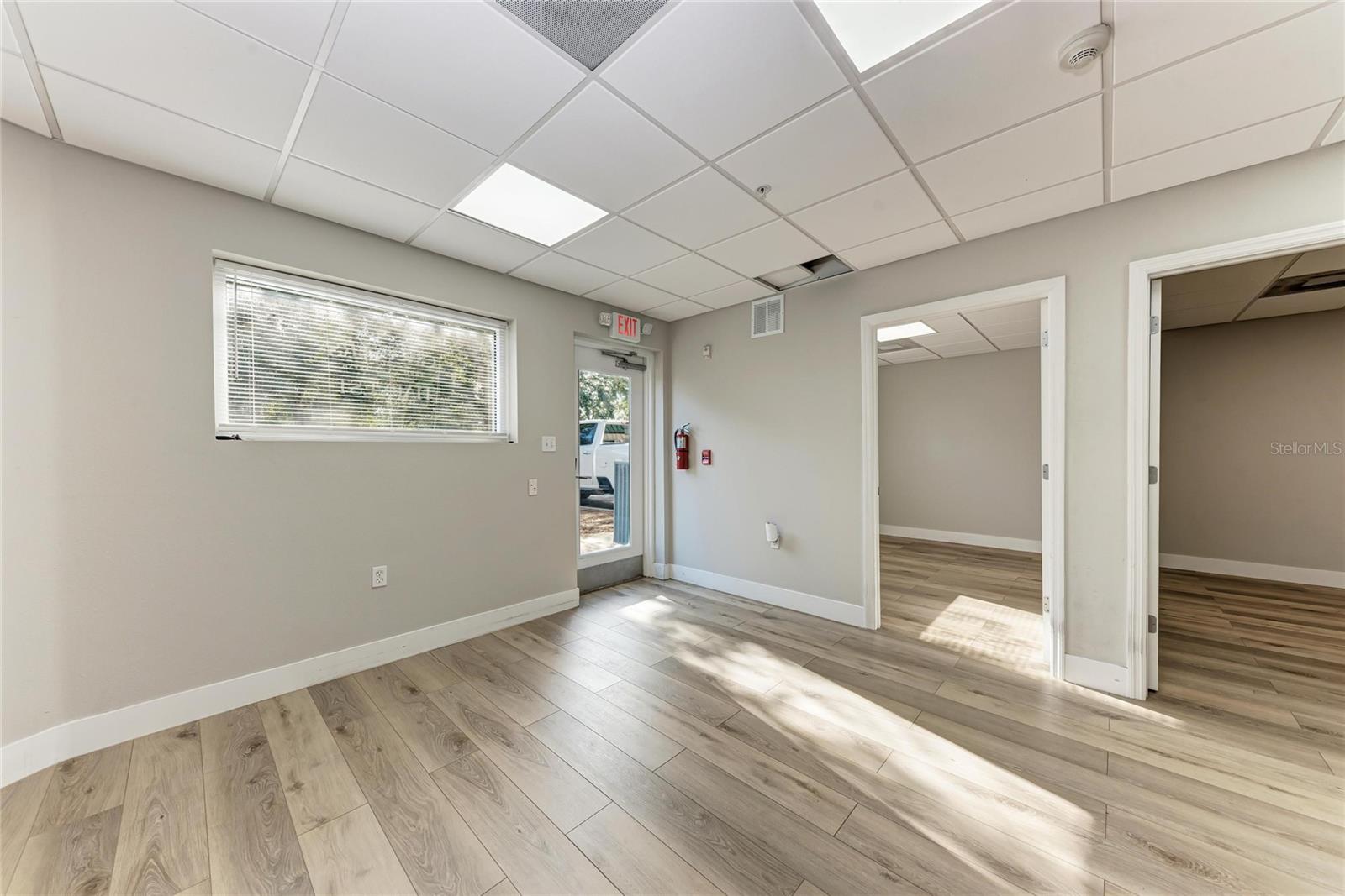 301 COMMERCE CENTER - Commercial Sale