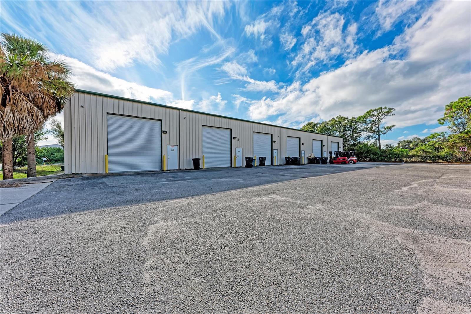 301 COMMERCE CENTER - Commercial Sale