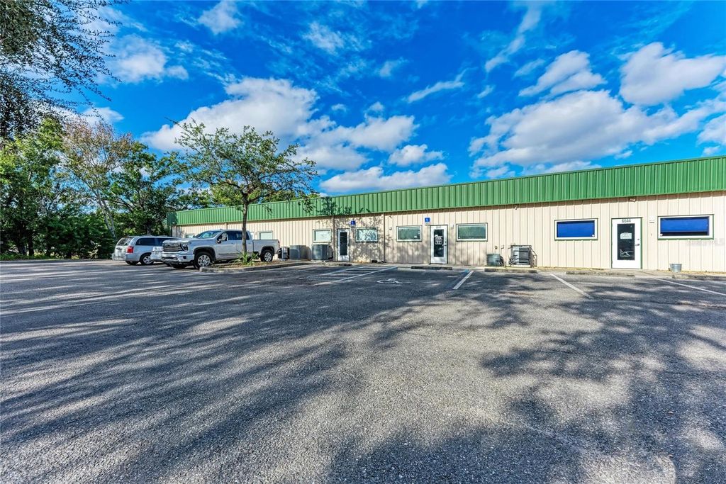 Photo of 6640 26th Court E, Sarasota, FL 34243 (MLS # A4675107)