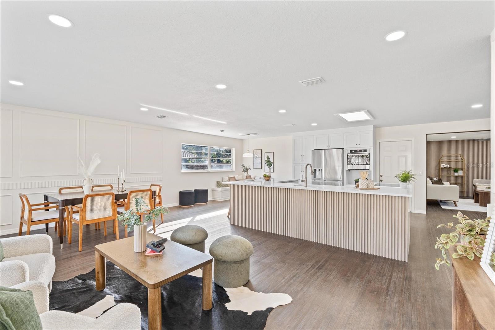 812 ARLINGTON BOULEVARD