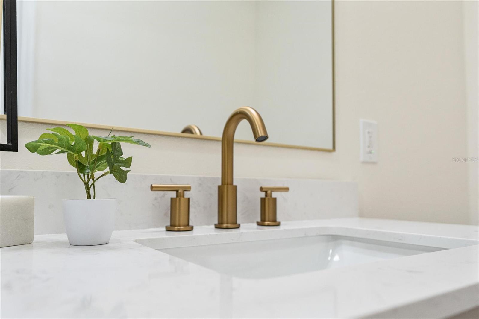 GLEN ARDEN HEIGHTS - Residential