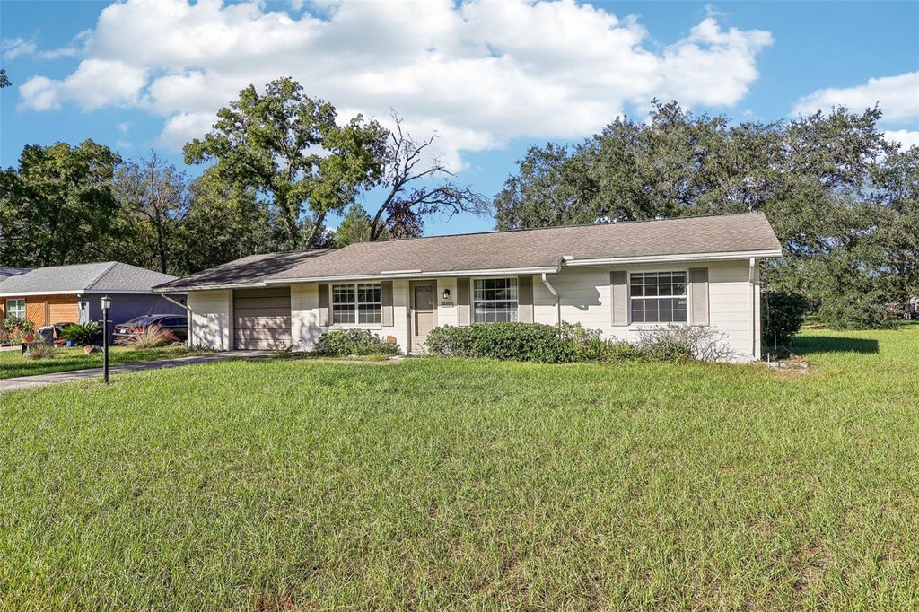 Photo of 14152 SW 42nd Terrace Road, Ocala, FL 34473 (MLS # FC322219)