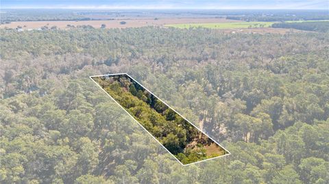 Tiny photo for 10377 SW 186th Avenue, Dunnellon, FL 34432 (MLS # OM717995)