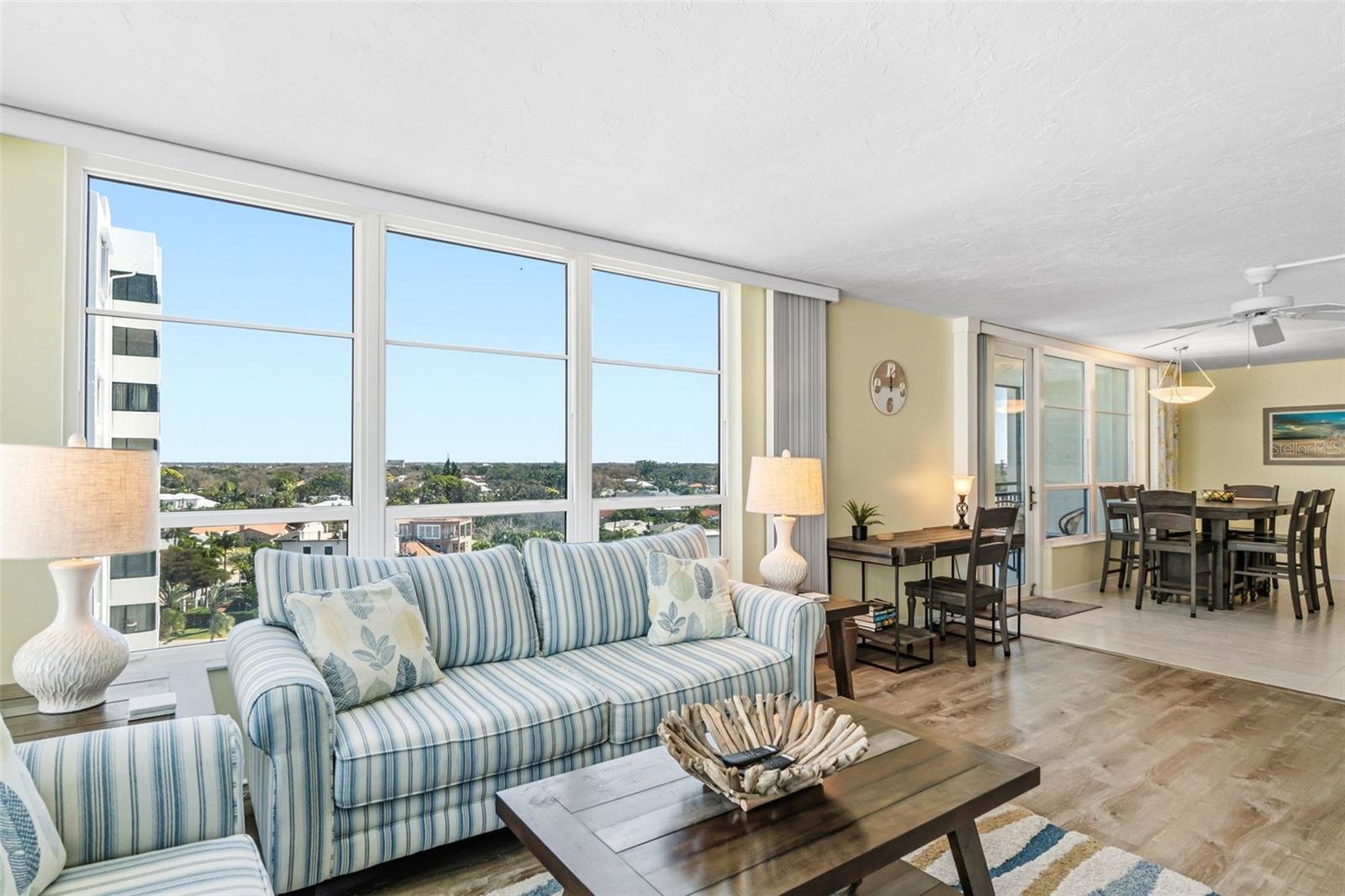 VALENCIA CONDO APTS - Residential