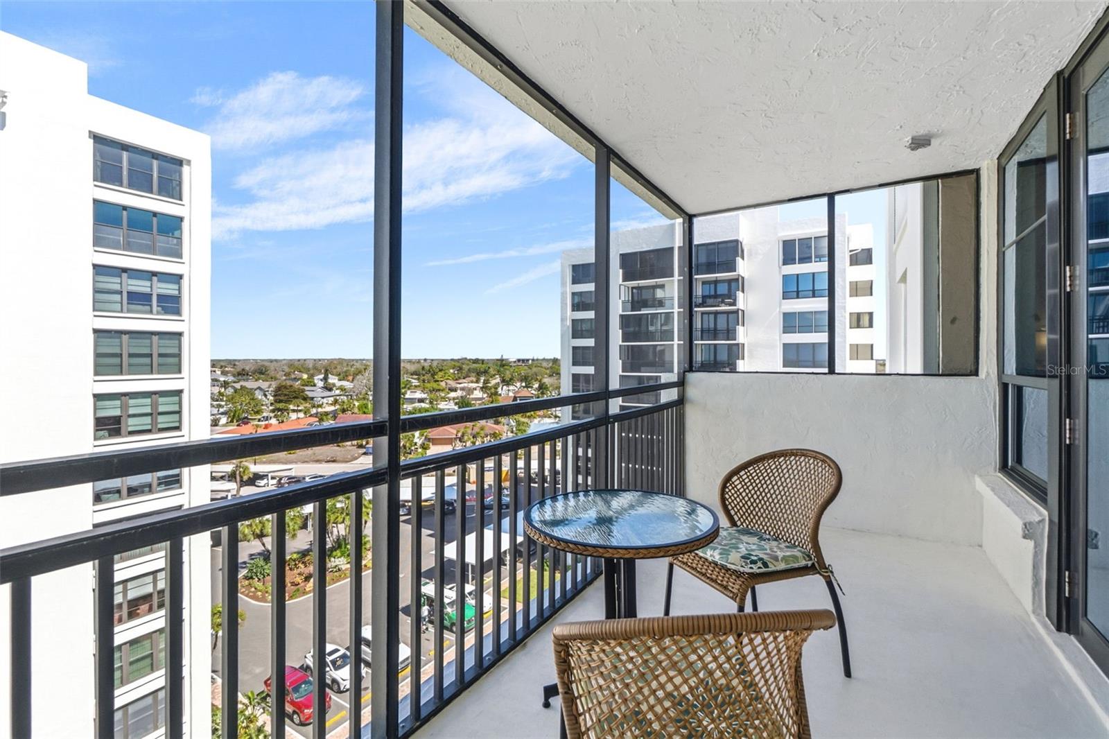 VALENCIA CONDO APTS - Residential