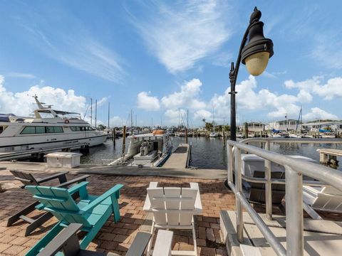 A home in VENICE