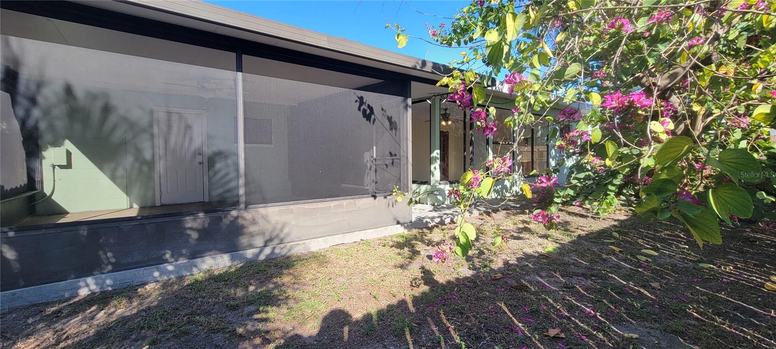 MEADOW LAWN 11TH ADD - Residential