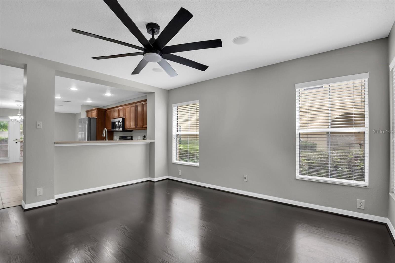 2570 SEA WIND WAY