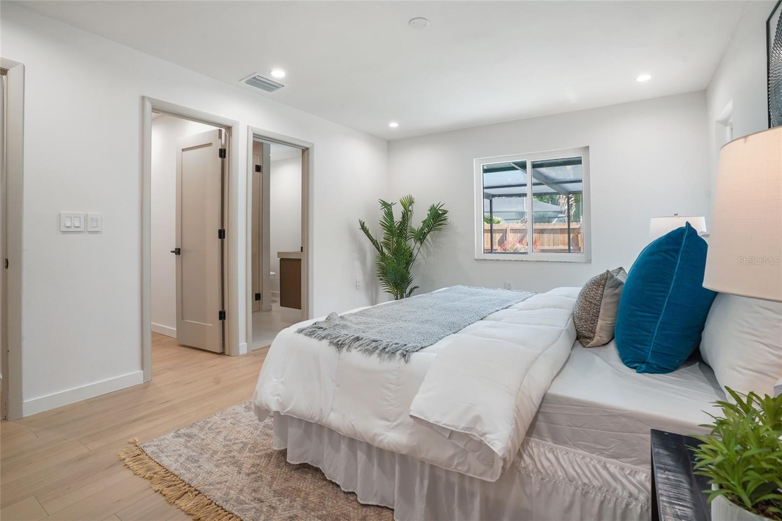 WILSHIRE ESTATES II - Residential