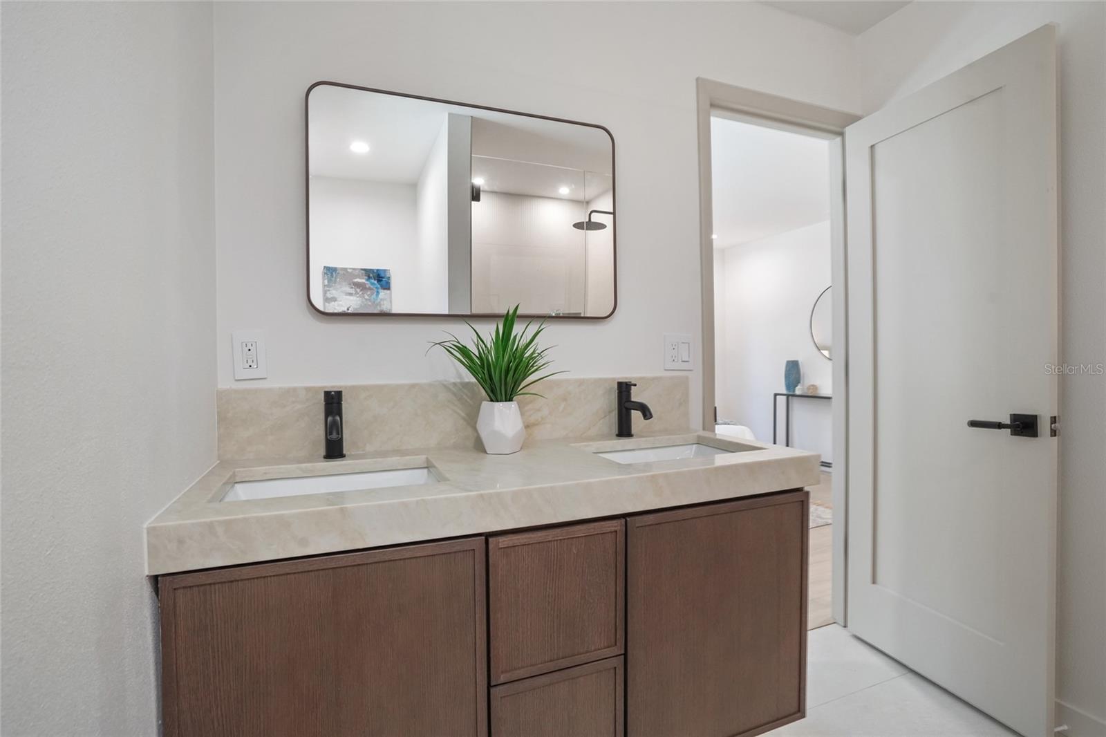 WILSHIRE ESTATES II - Residential