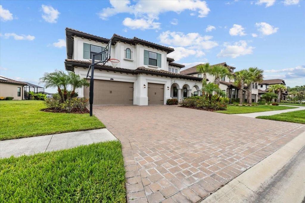 Photo of 28565 Picana Lane, Wesley Chapel, FL 33543 (MLS # TB8392690)