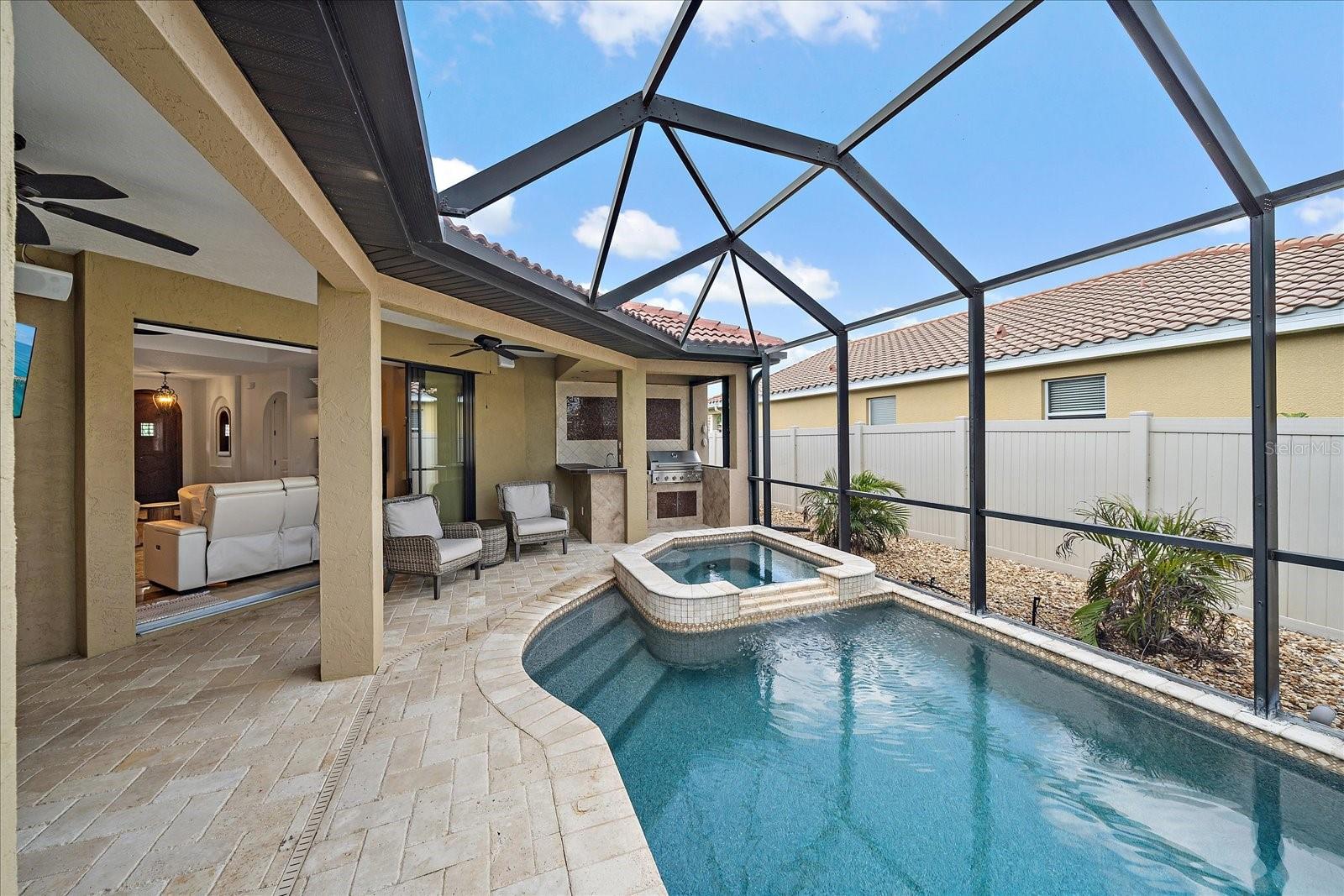 OAK VISTAS - Residential