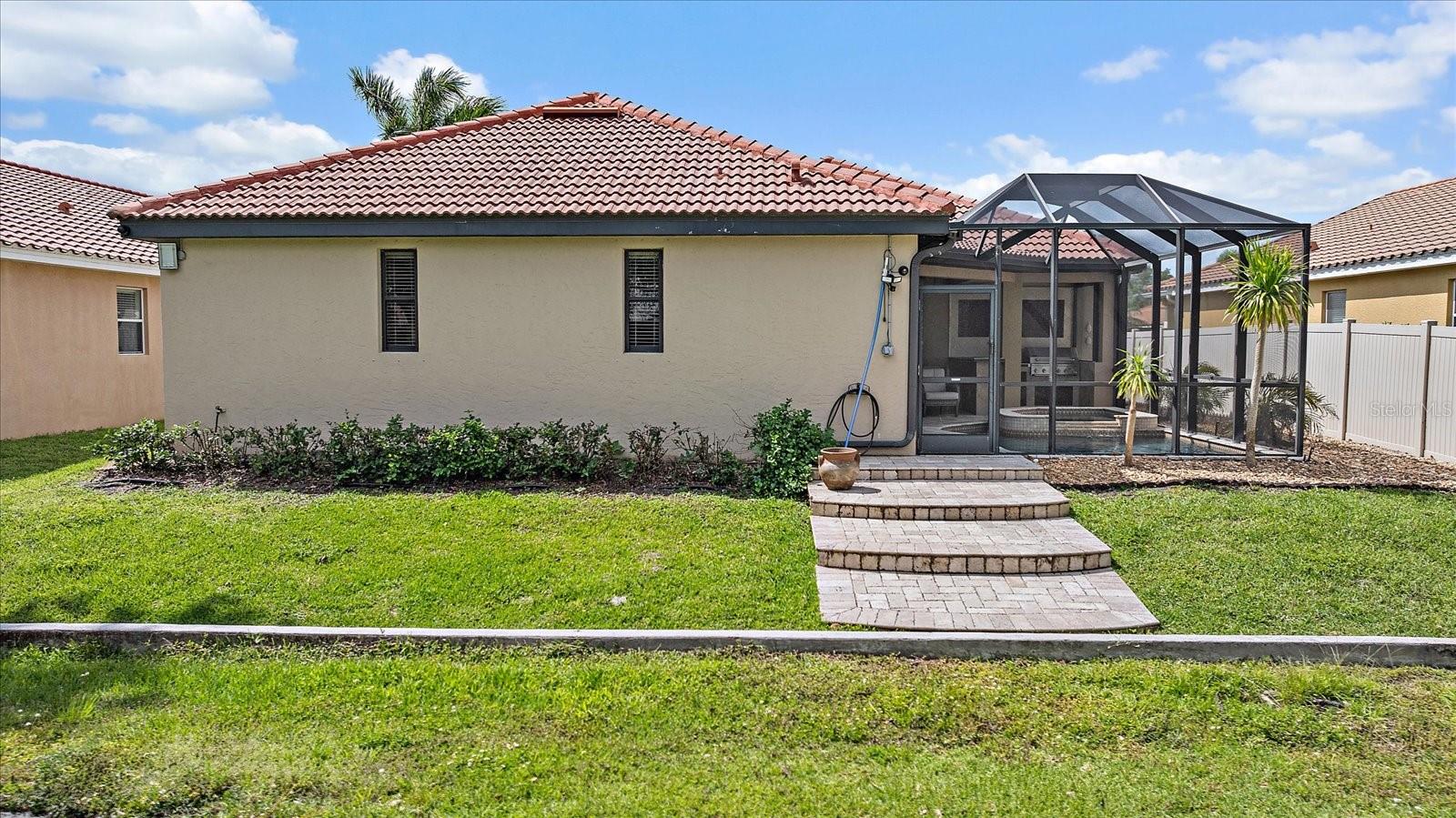 OAK VISTAS - Residential