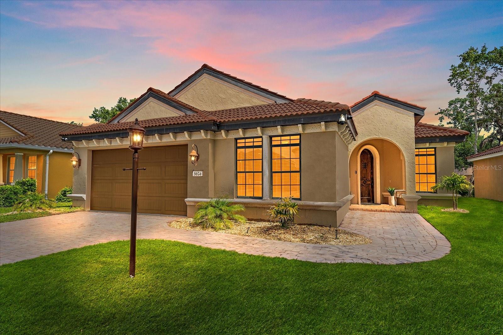 OAK VISTAS - Residential