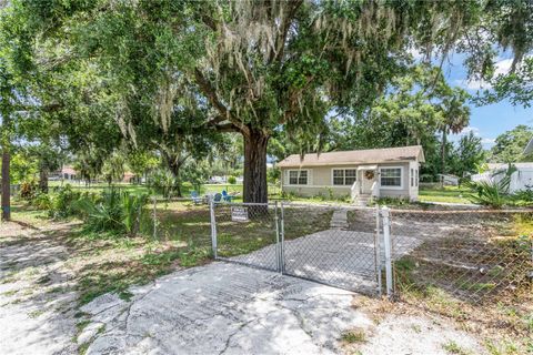 A home in TAMPA