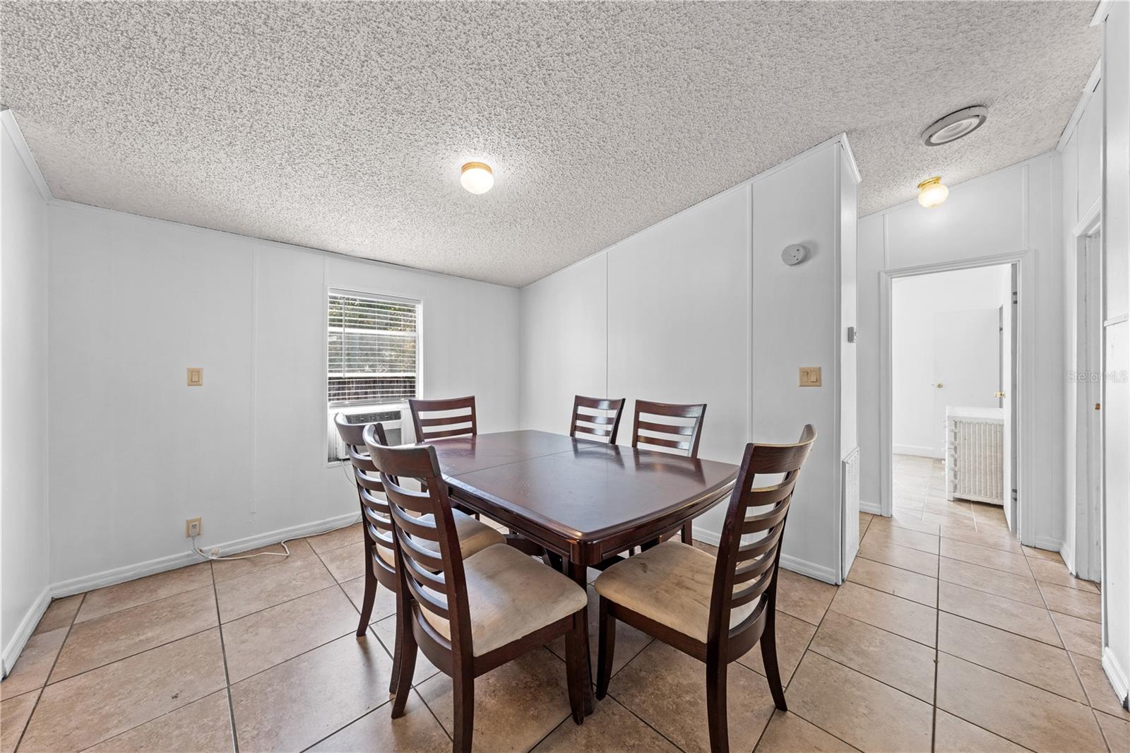 TROPICAL PARK UNIT 2 - Residential