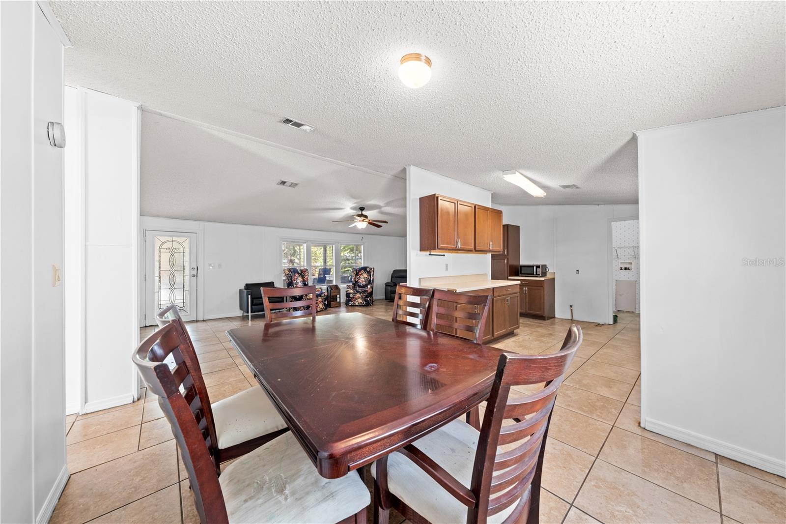 TROPICAL PARK UNIT 2 - Residential