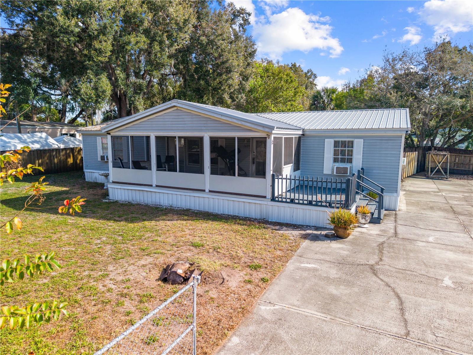 TROPICAL PARK UNIT 2 - Residential