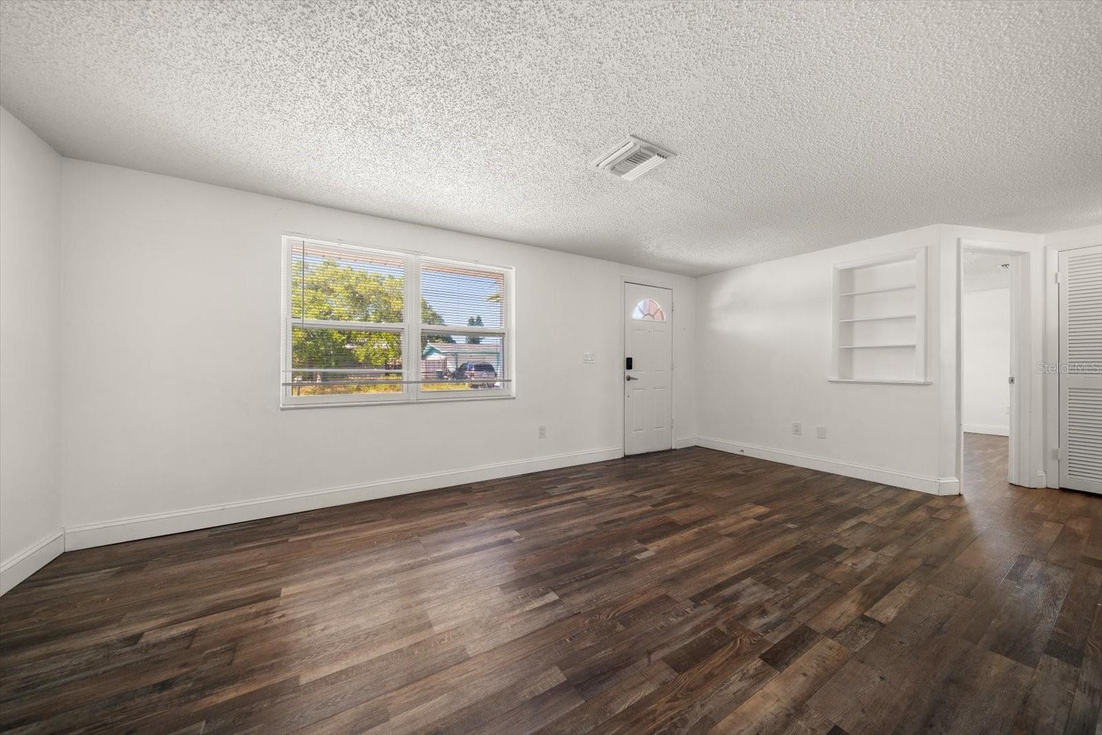 BEACON SQUARE - Residential