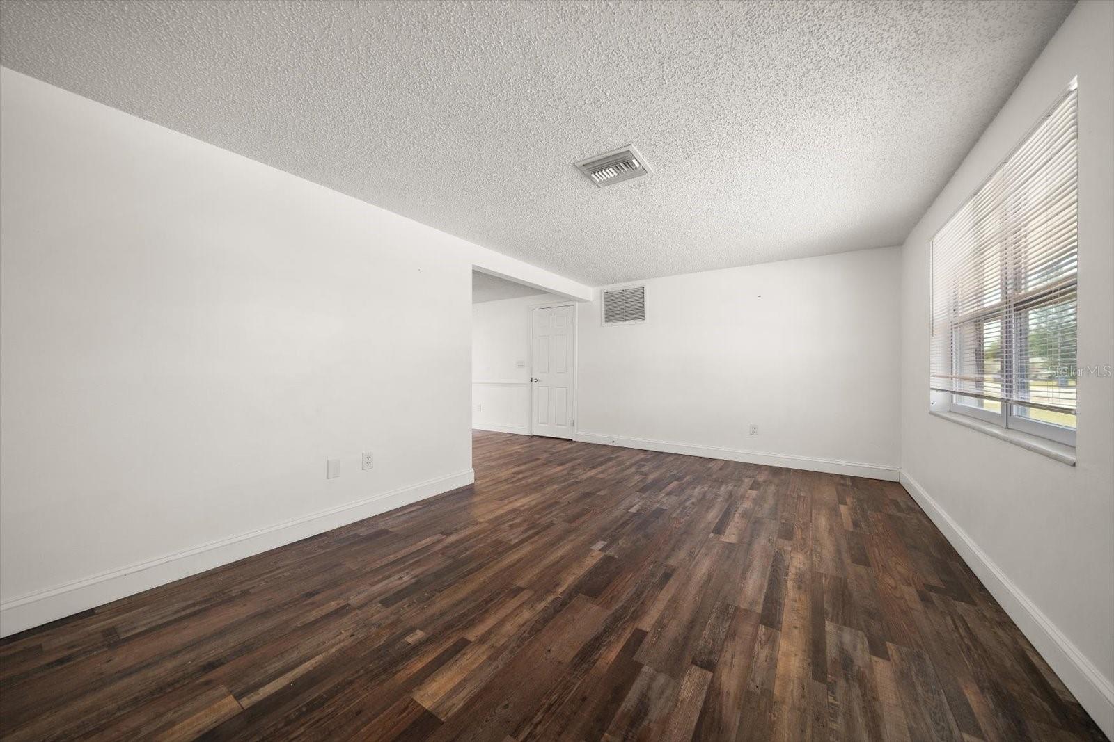 BEACON SQUARE - Residential