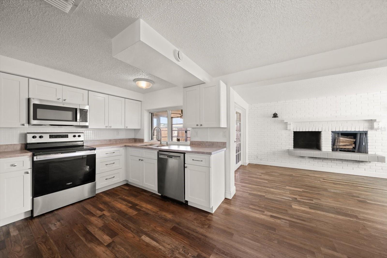 BEACON SQUARE - Residential