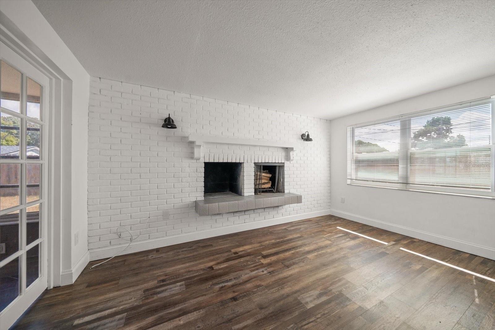 BEACON SQUARE - Residential