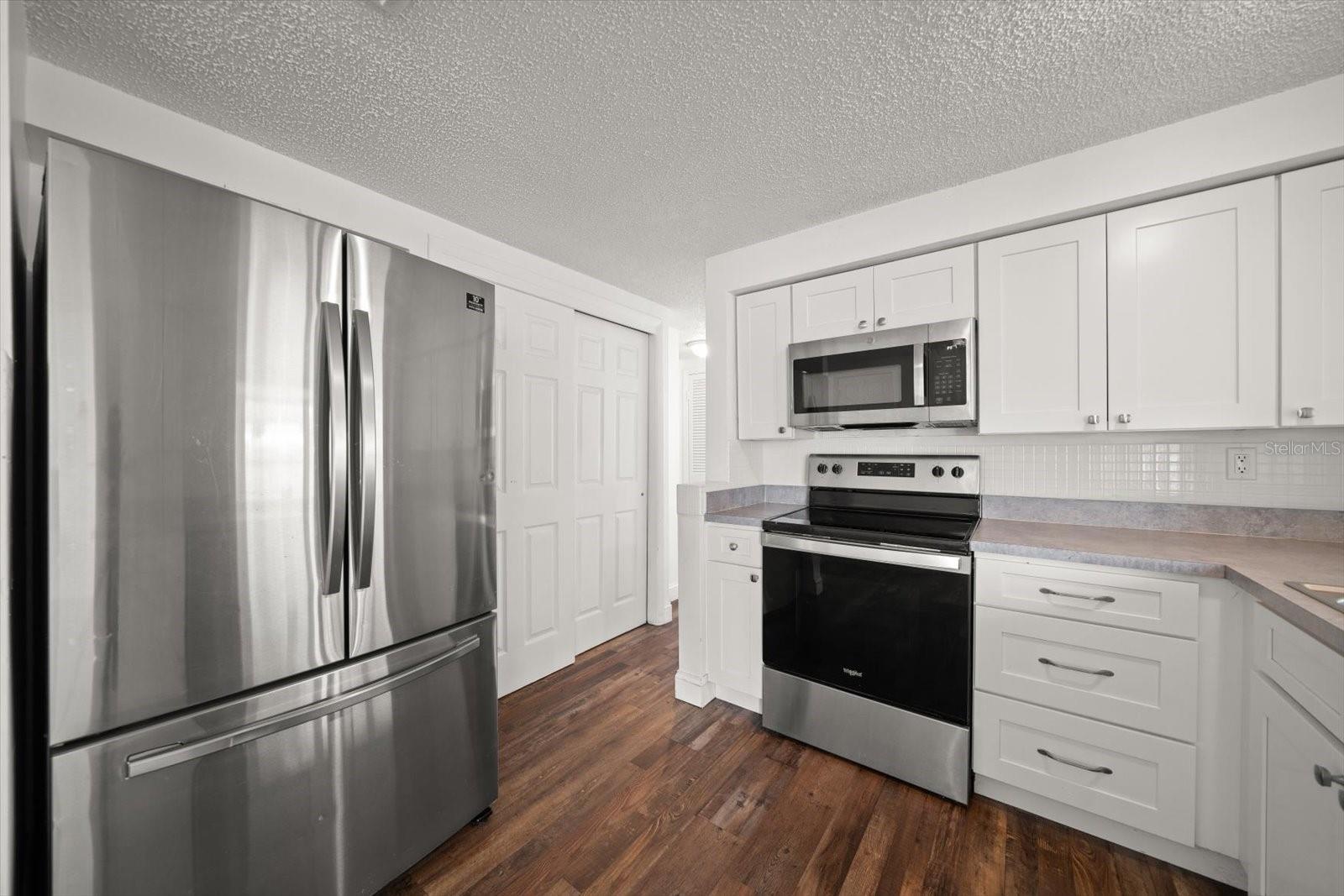 BEACON SQUARE - Residential