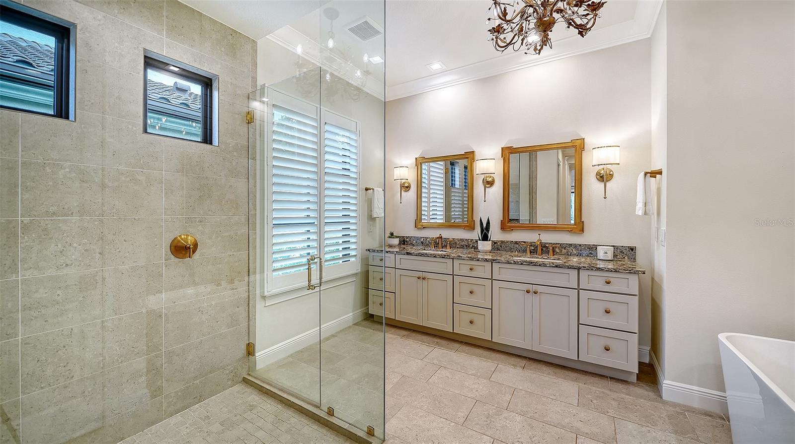 LAKE CLUB PH II - Residential