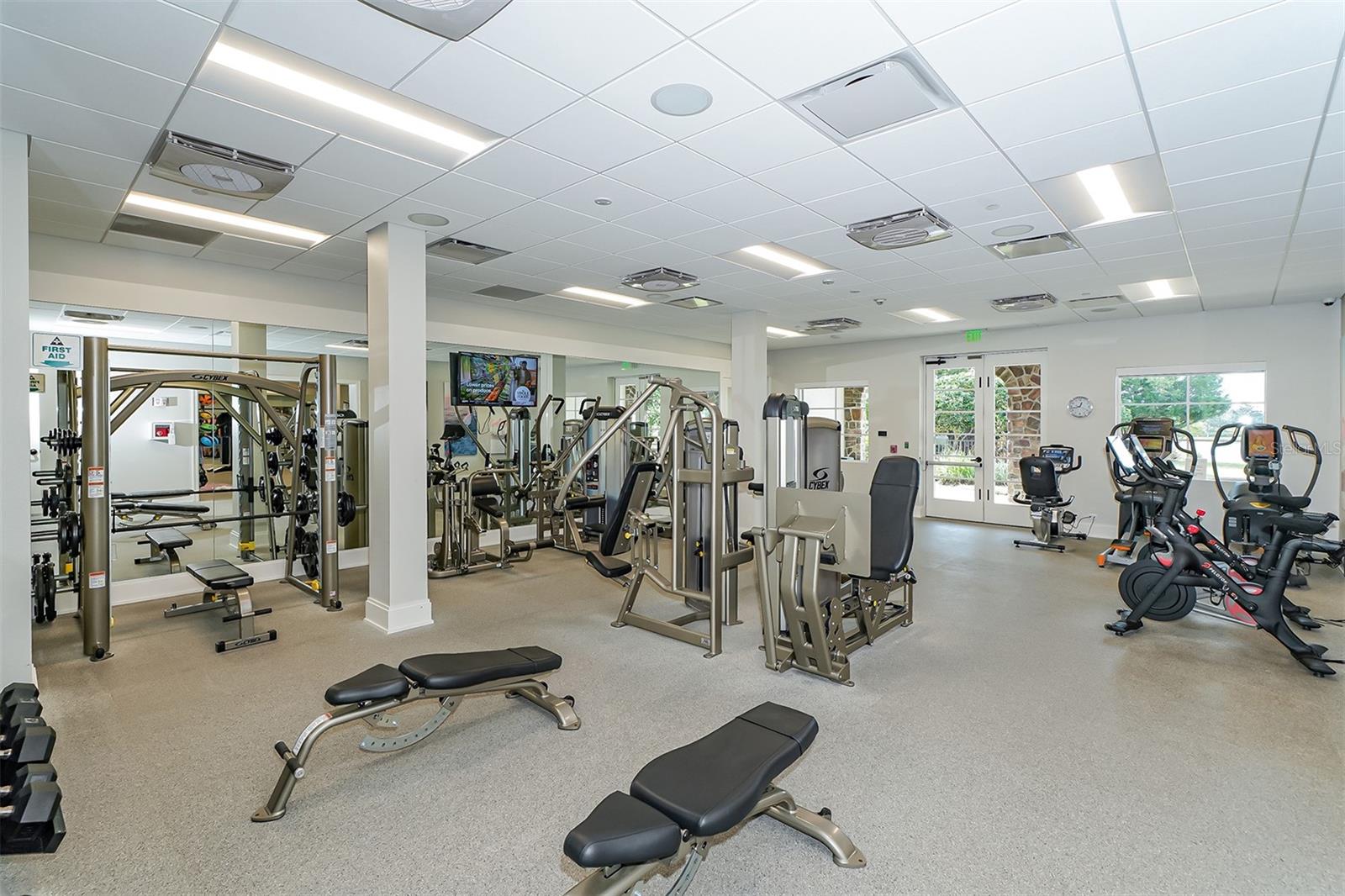 LAKE CLUB PH II - Residential