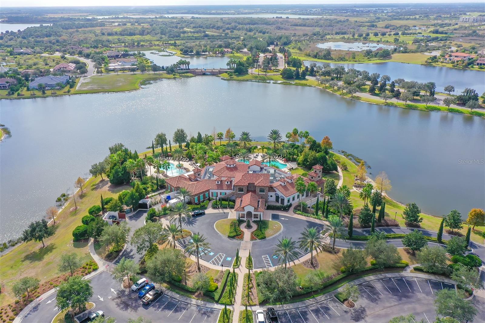 LAKE CLUB PH II - Residential