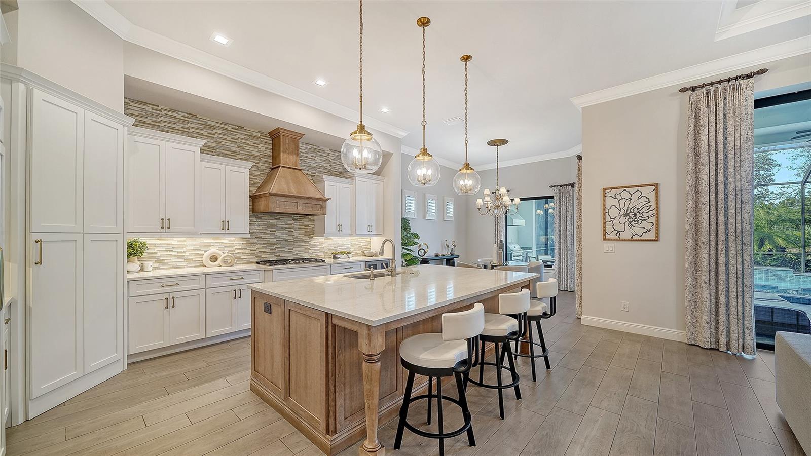 LAKE CLUB PH II - Residential