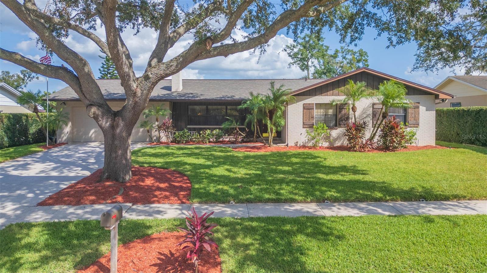 OAK MONT WOODS - Residential