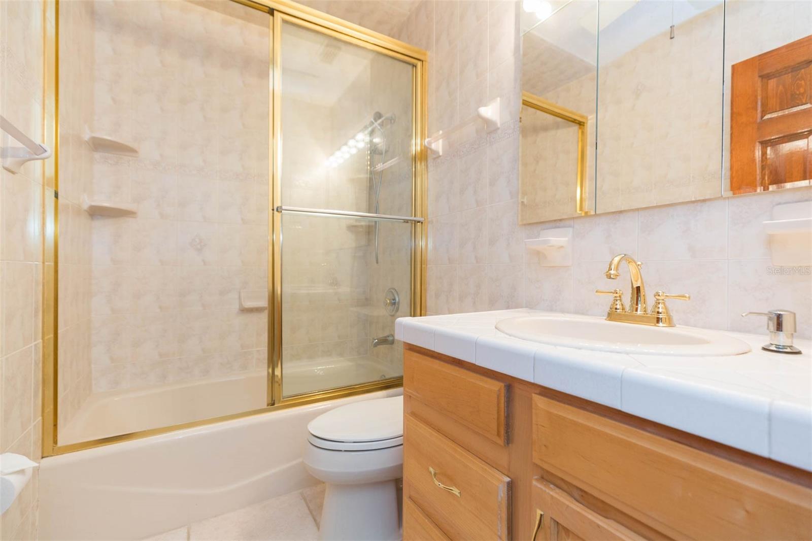 OAK MONT WOODS - Residential