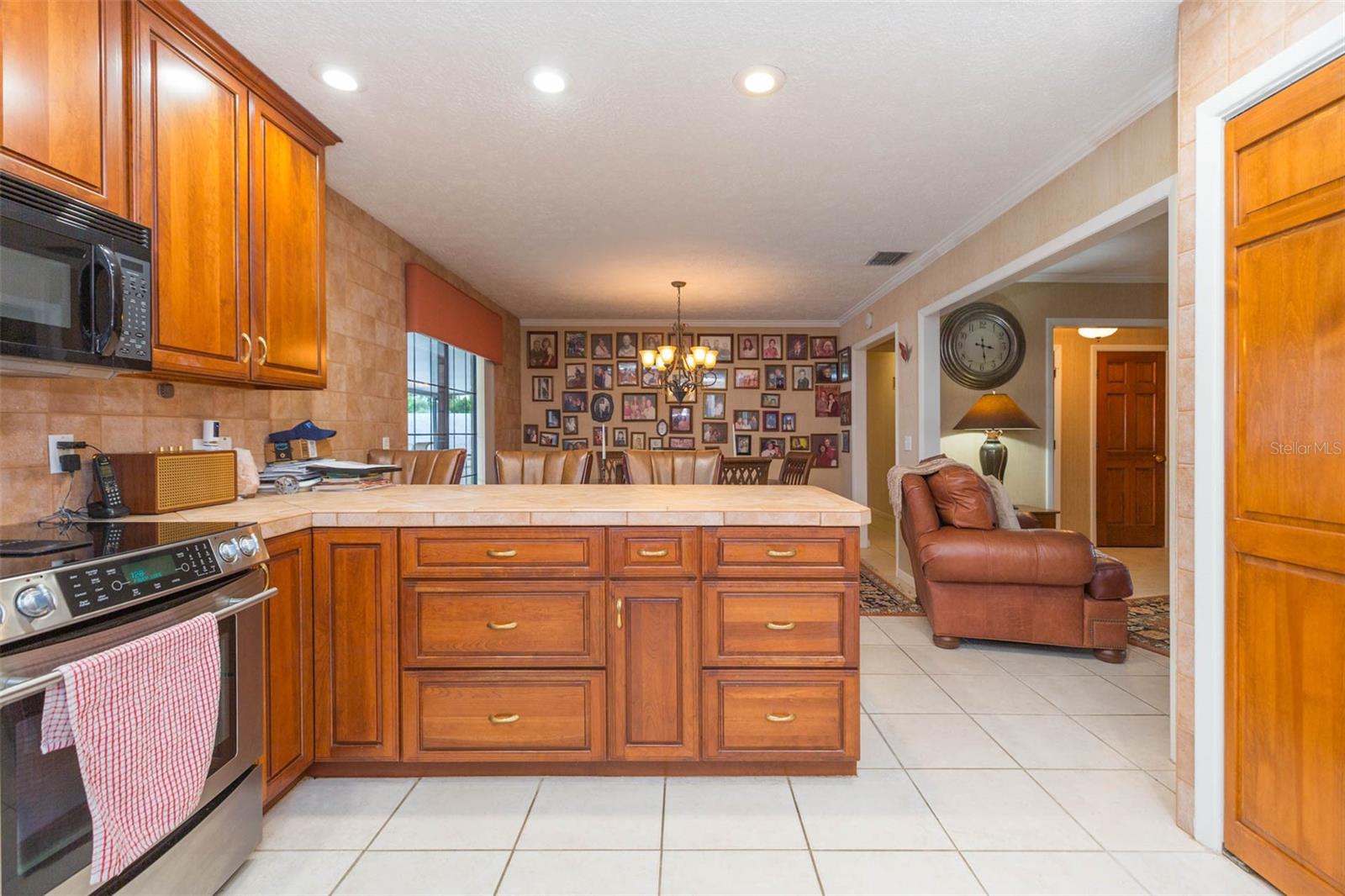 OAK MONT WOODS - Residential