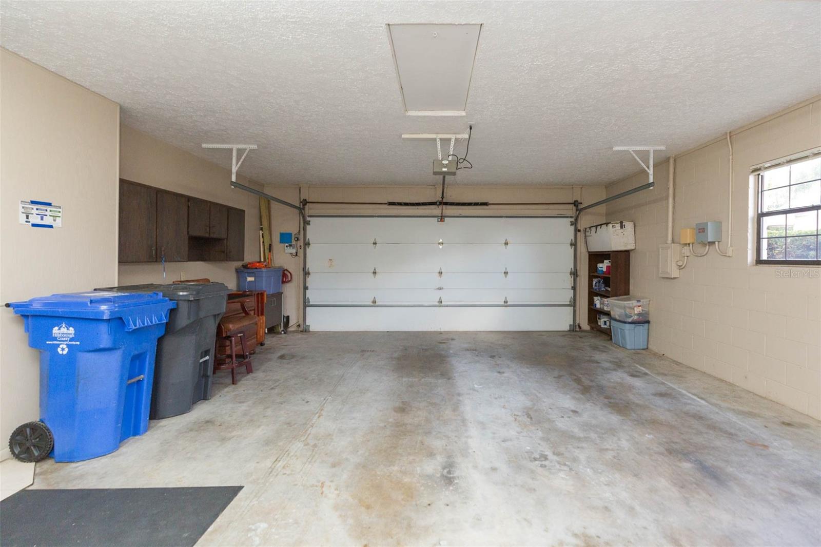 OAK MONT WOODS - Residential