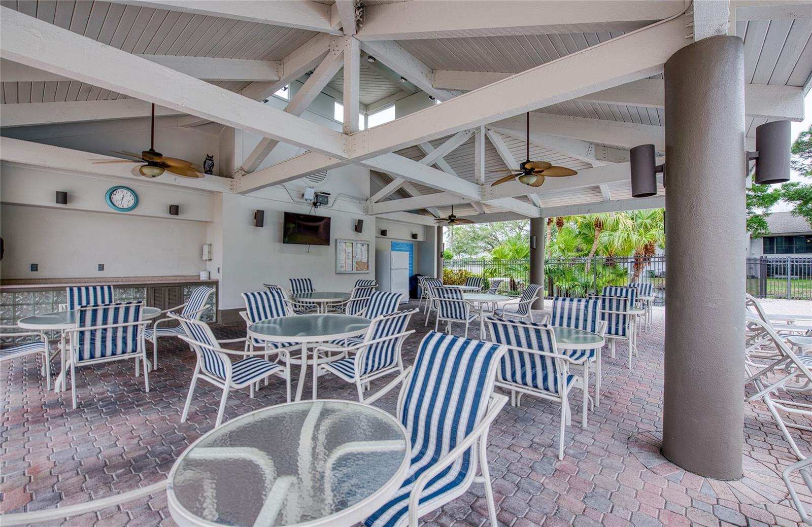 LANDMARK OAKS CONDO - Residential