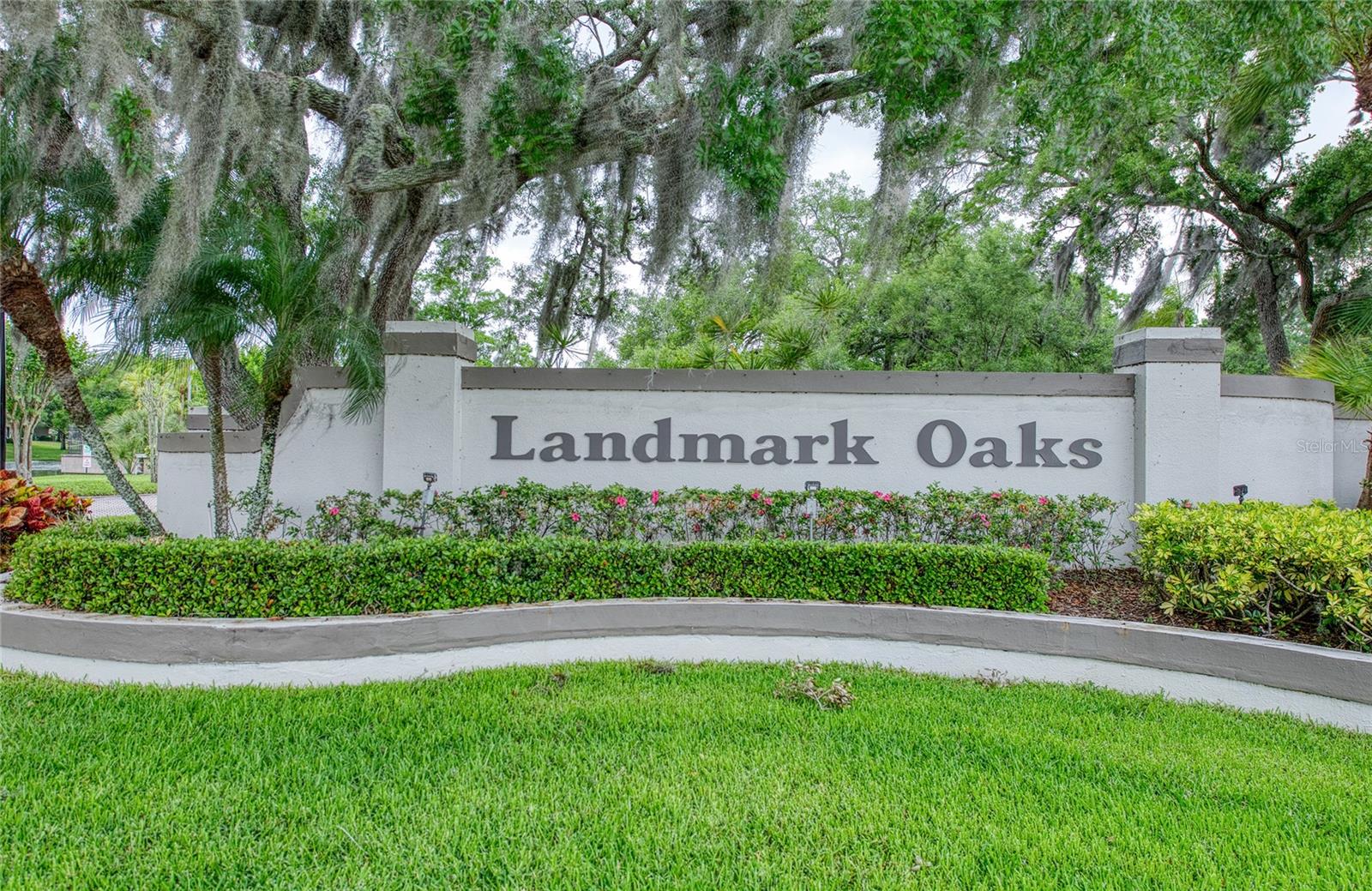 LANDMARK OAKS CONDO - Residential