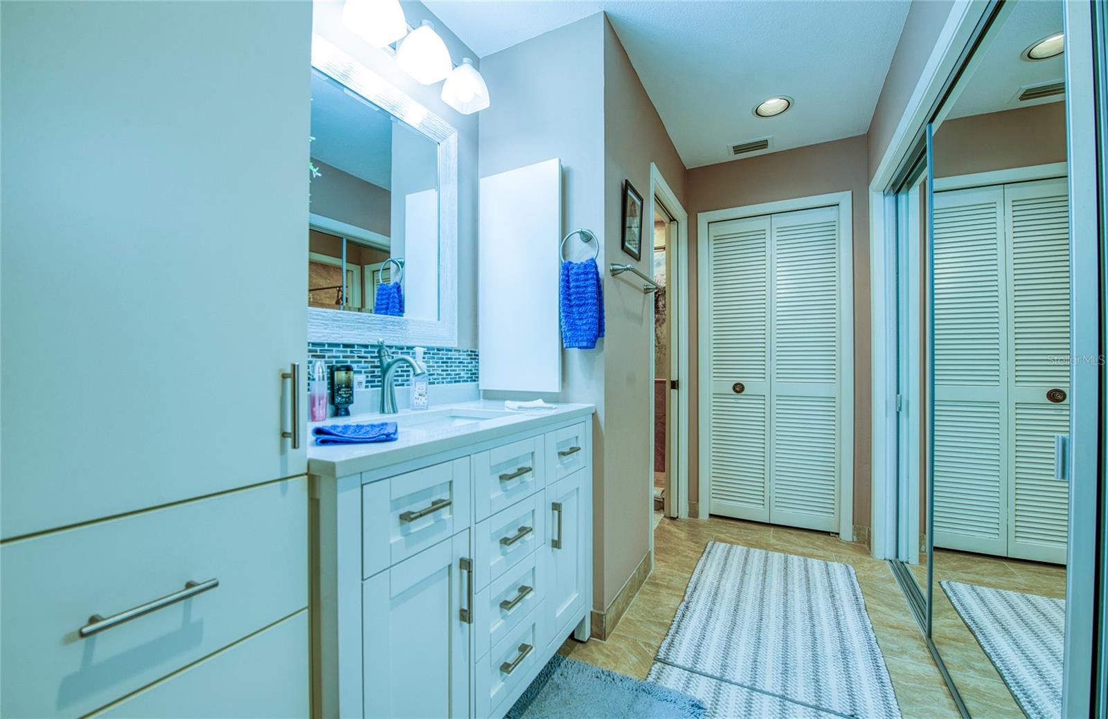 LANDMARK OAKS CONDO - Residential